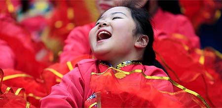 Chinos del mundo celebran la Fiesta de la Primavera