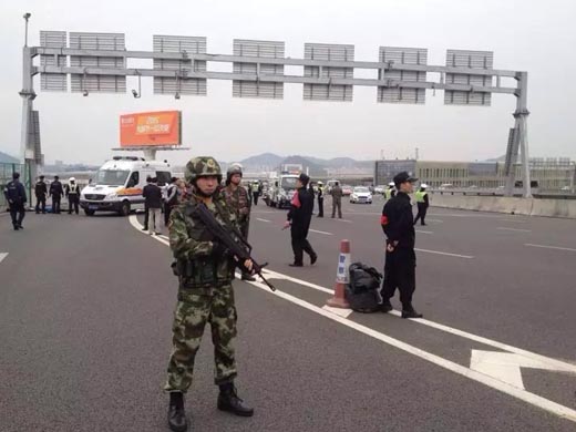 Cinco personas mueren atropelladas en aeropuerto de sur de China
