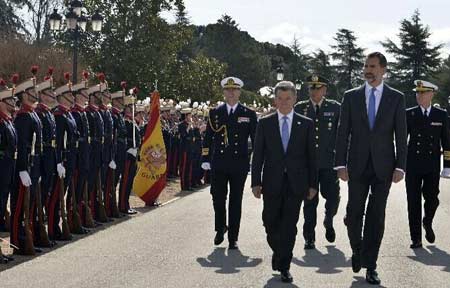 Presidente de Colombia inicia visita oficial a España