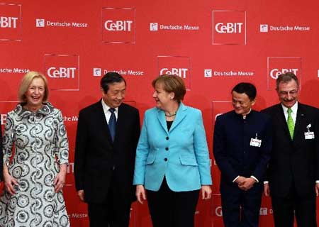 Inauguran CeBIT 2015 con enorme presencia china