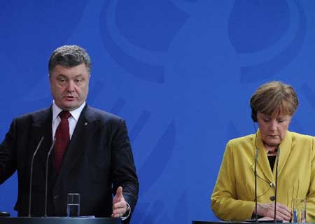 Merkel promete más apoyo para Ucrania durante visita de Poroshenko