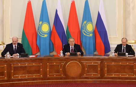 Rusia, Bielorrusia y Kazajistán prometen impulsar comercio y economía