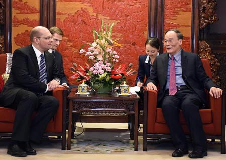 China y Rusia prometen impulsar cooperación contra corrupción