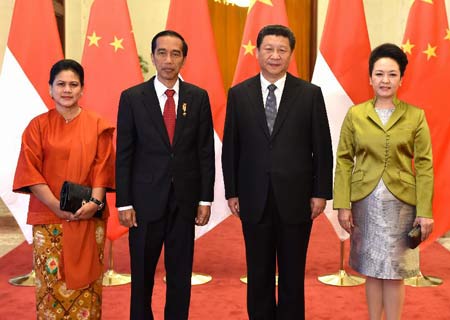 China e Indonesia prometen fortalecer asociación estratégica