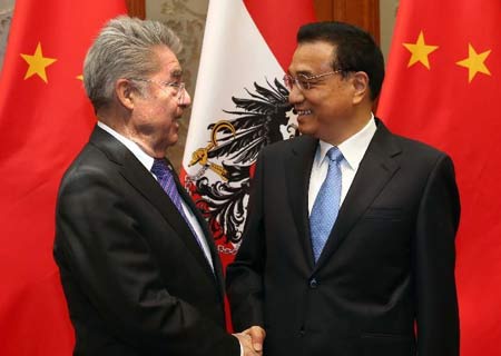 Primer ministro de China se reúne con presidente de Austria