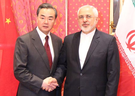 Canciller chino pide "aprovechar oportunidad" en conversaciones nucleares de Irán