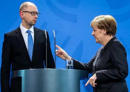 Merkel promete más ayuda para reformas en Ucrania