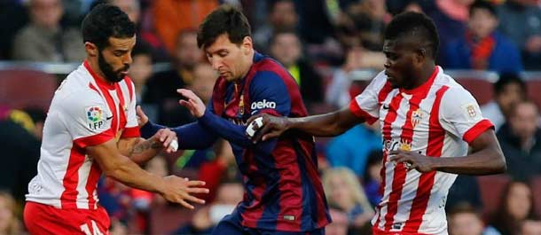Fútbol: Barcelona derrota 4-0 a Almería y certifica liderato en liga española