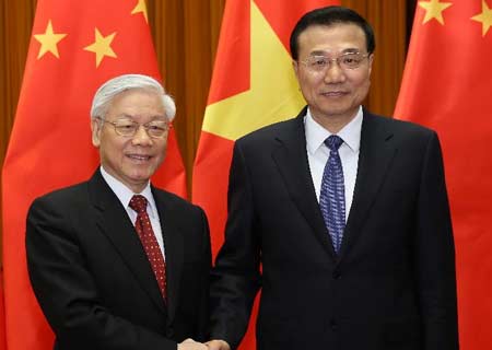 China y Vietnam prometen fortalecer cooperación marítima