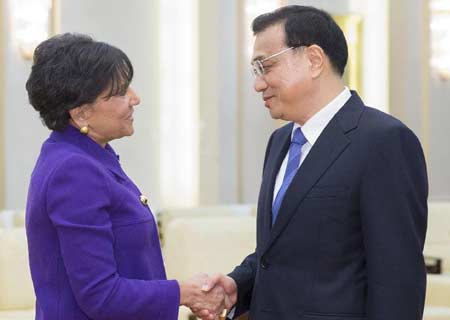 PM chino pide fortalecer cooperación con EEUU en energía limpia
