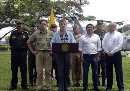 Presidente colombiano ordena reanudar bombardeos contra FARC