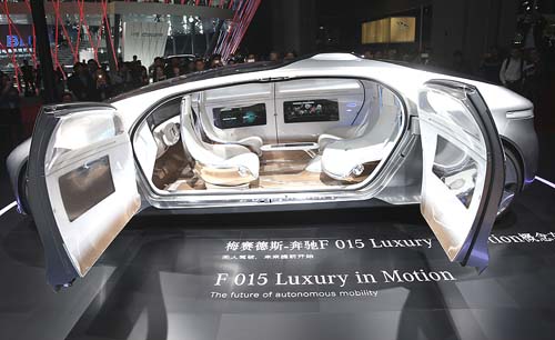 China impone multa antimonopolio a Mercedes-Benz