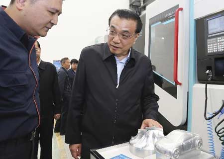 Primer ministro chino pide apertura e innovación de alto nivel