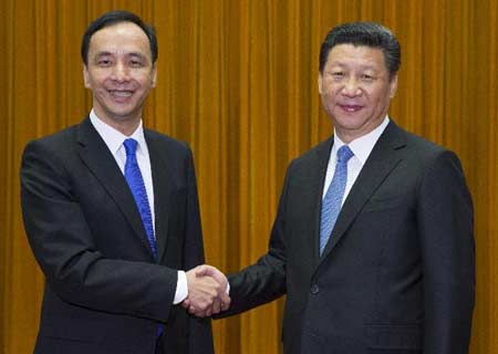 Xi Jinping urge construcción de comunidad de destino compartido a través del Estrecho