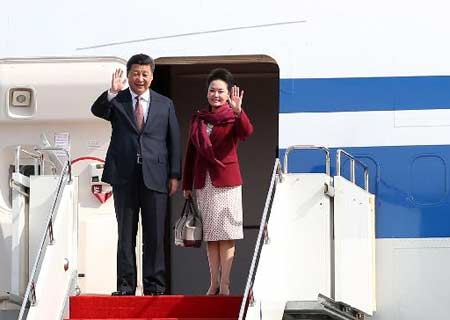 Presidente chino visita Kazajistán para impulsar cooperación en antigua ruta comercial