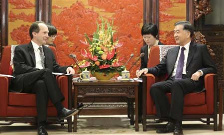Viceprimer ministro chino se reúne con miembros de consejo de negocios EEUU-China