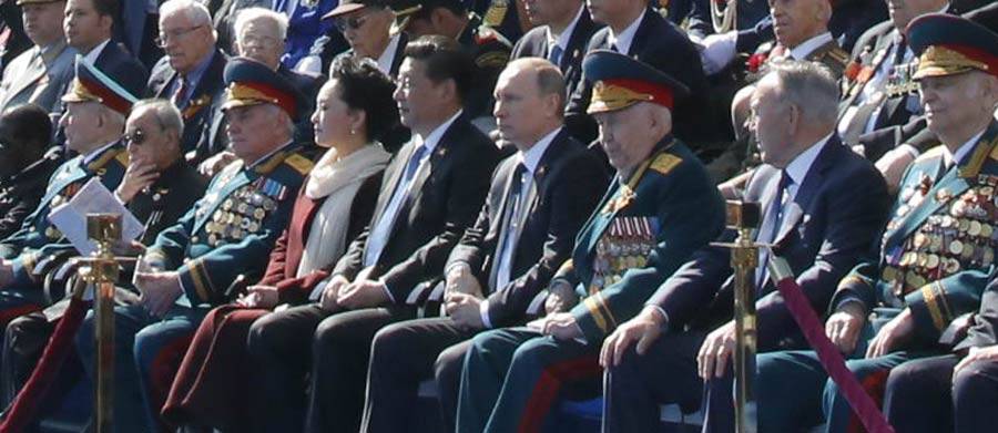 Presidente chino asiste a desfile del Día de la Victoria en Moscú
