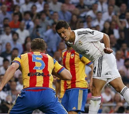 Fútbol: Real Madrid empata 2-2 ante el Valencia y casi dice adiós a la Liga
