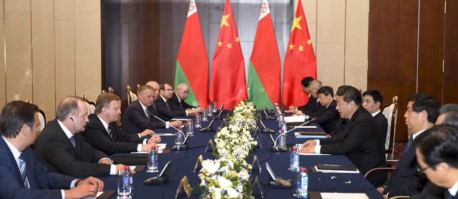China y Bielorrusia prometen cooperación más estrecha en parque industrial