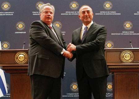 Turquía y Grecia dan bienvenida a reanudación de conversaciones entre partes chipriotas