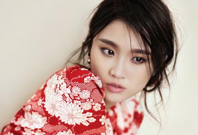 Actriz Zhang Huiwen posa para VOGUE