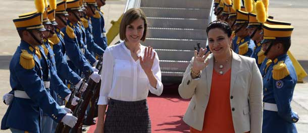 Reina Letizia llega a Honduras en gira para conocer proyectos de cooperación española