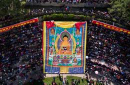 Festival para celebrar el nacimiento de Buda en Sichuan