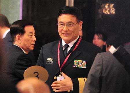 Alto oficial de EPL de China se reúne con homólogos al margen de Diálogo Shangri-La