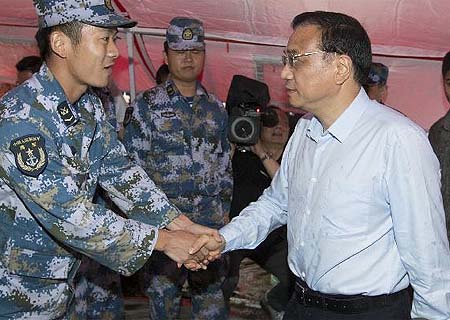 PM chino pide brindar apoyo logístico a quienes buscan a pasajeros desaparecidos
