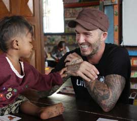 Beckham visita Camboya como embajador de buena voluntad de Unicef
