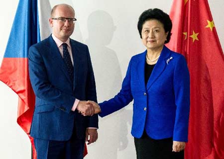 China, dispuesta a impulsar cooperación con República Checa