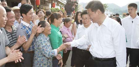 Presidente chino inspecciona proyectos de reducción de pobreza