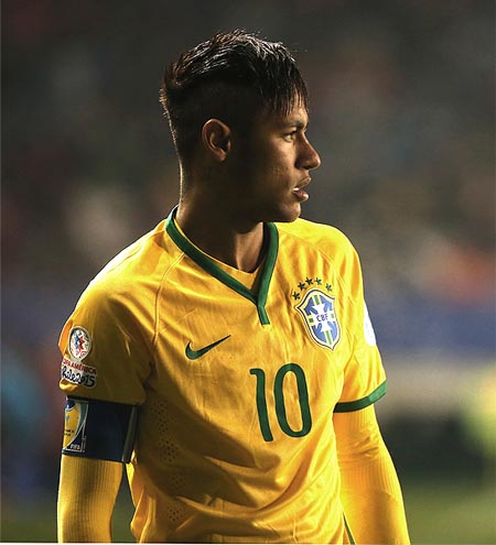 Fútbol: Neymar queda fuera de Copa América por castigo