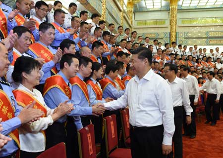 China busca victoria aplastante contra drogas, dice presidente Xi