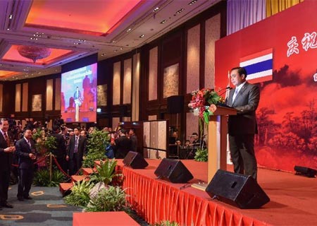 Primeros ministros chino y tailandés intercambian felicitaciones por aniversario de relaciones
