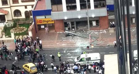 Dos explosiones en Bogotá dejan 8 personas heridas