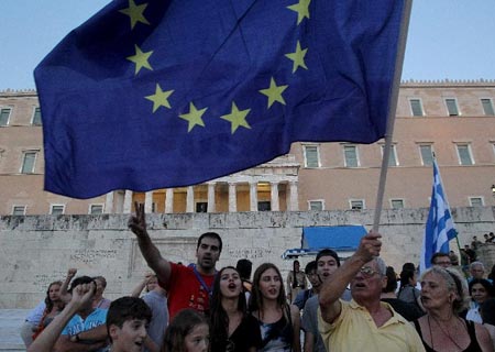 Presentan propuestas griegas a parlamento y acreedores