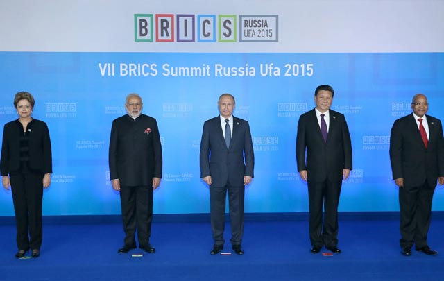 BRICS firman documentos para reforzar cooperación