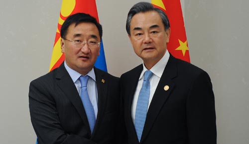 El corredor económico a tres bandas impulsará la cooperación China-Mongolia, según canciller chino