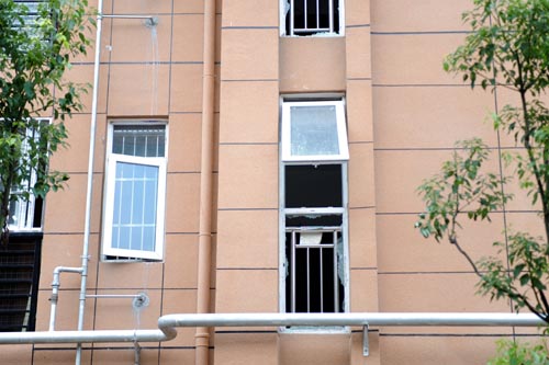 Siete muertos y 12 heridos en incendio en edificio residencial en centro de China