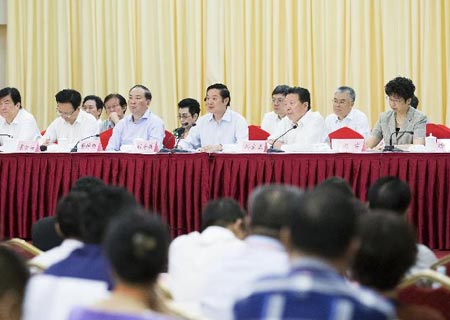 Alto funcionario del PCCh pide más obras populares relacionadas con pueblo
