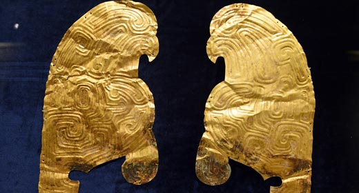 Una colección de objetos de oro vuelve a China