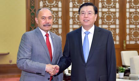 Máximo legislador de China se reúne con gobernador general de Nueva Zelanda