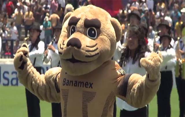 Pumas gana 3-0 a Rayados en apertura 2015 de Liga MX