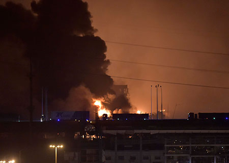Explosión en un almacén deja 17 muertos y 400 heridos en Tianjin