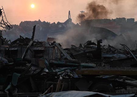 Enfoque de China: Suman 112 muertos y 95 desaparecidos por explosiones en Tianjin