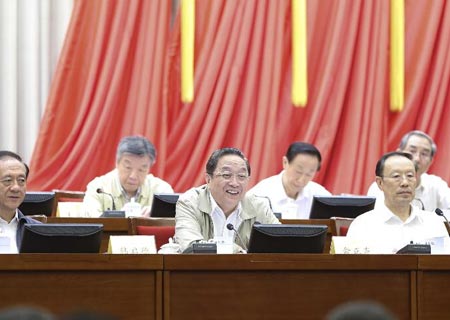 Altos líderes chinos piden cumplimiento cabal de valores socialistas fundamentales