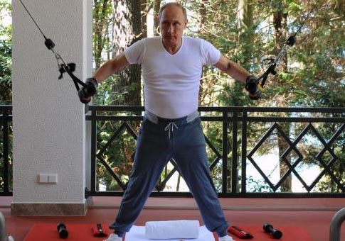 Putin y Medvedev hacen ejercicios juntos