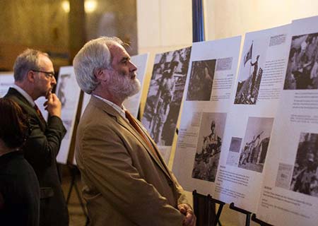Los Angeles acoge exposición fotográfica de colaboración China-EEUU durante la Segunda 
Guerra Mundial