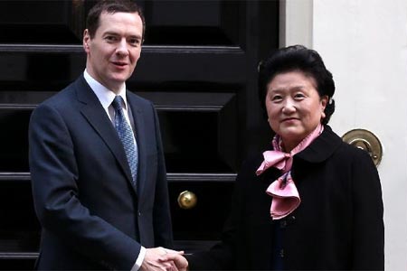 Cooperación chino-británica contribuye al desarrollo mundial, según vicepremier